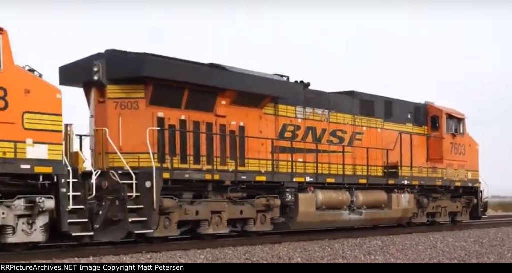 BNSF 7603